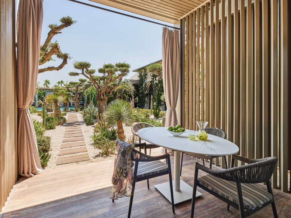 1 bedroom suite garden terrace (1)